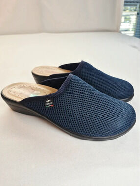 Fly Flot Navy Blue Women's 8 Mesh Clogs Slip-On
